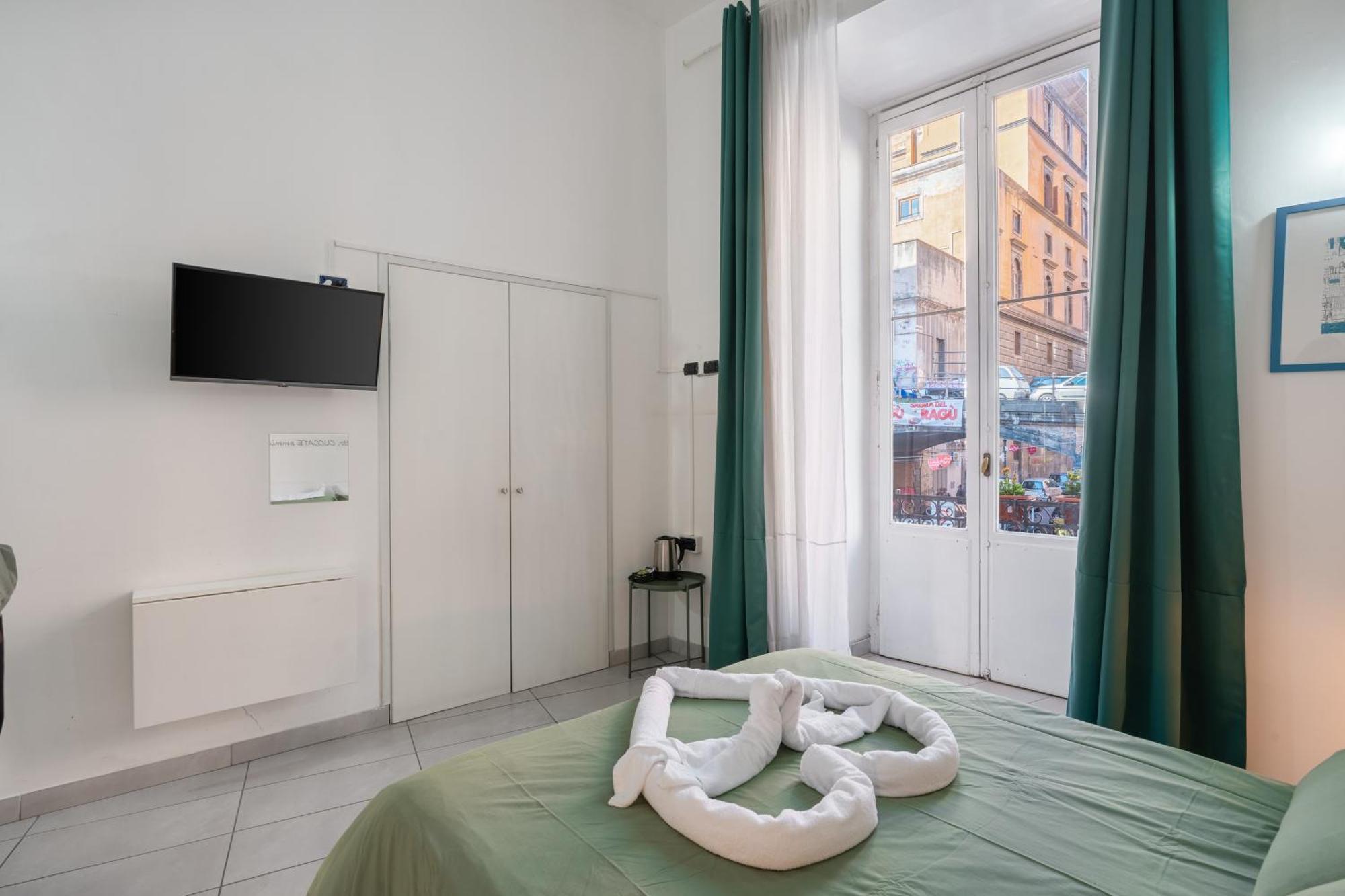 Nina Suites Neapel Exteriör bild
