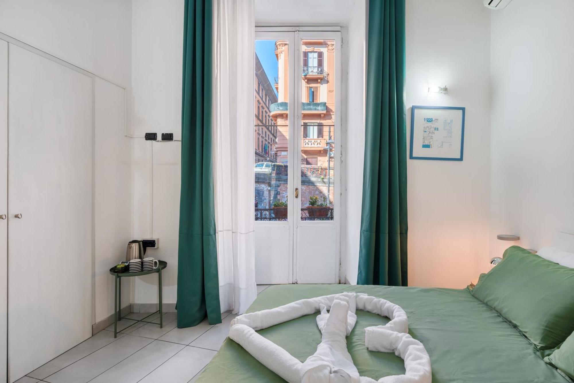 Nina Suites Neapel Exteriör bild